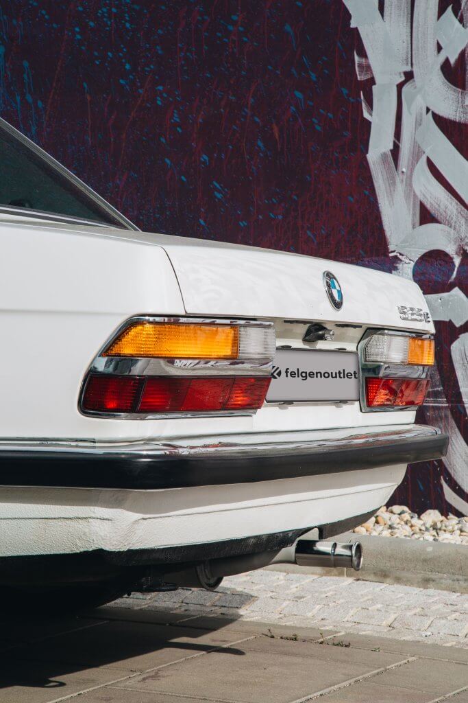 Martens BMW E28