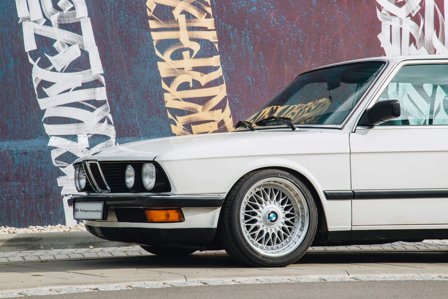 Martens BMW E28