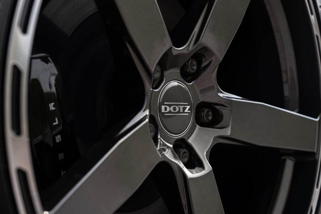 DOTZ MarinaBay dark shadow