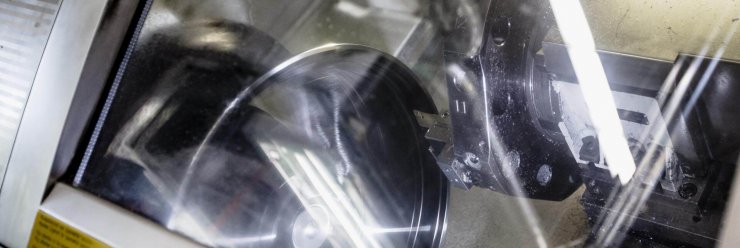 BBS Alufelge beim Glanzdrehen