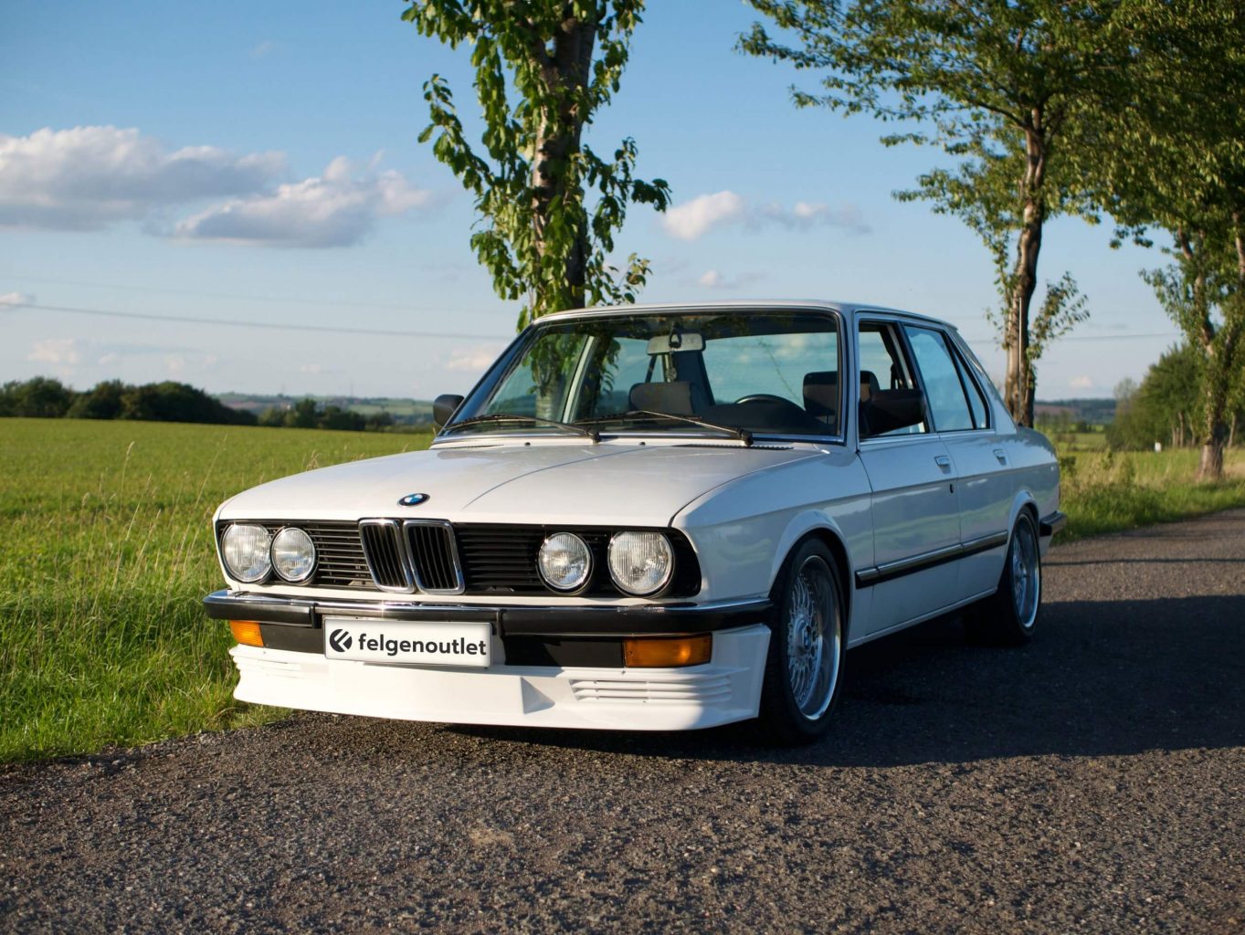 Martens BMW E28